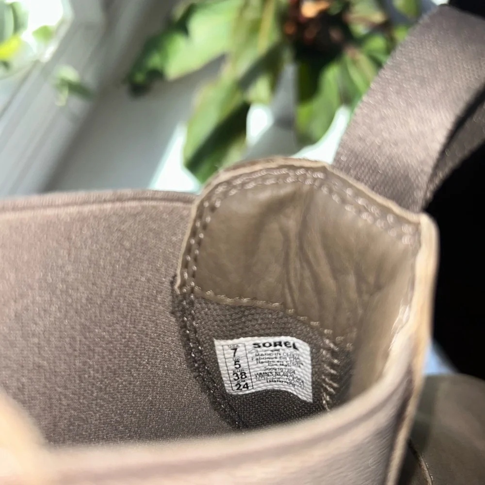 Sorel women boots